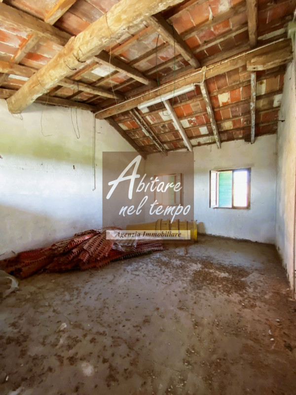 TOMBOLO (PD) - Onara

Vi proponiamo in vendita un rustico di circa 200 mq completamente affacciat...