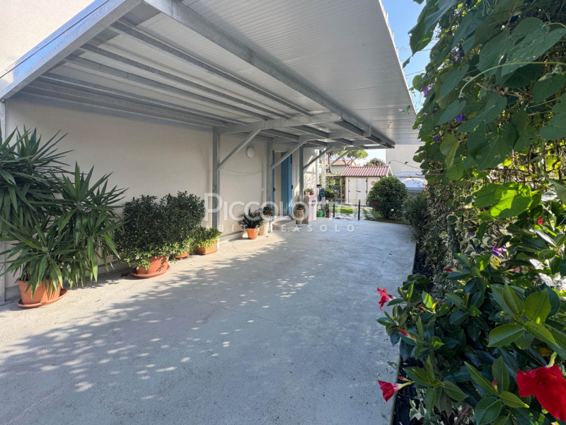 Rif. V4452 - Maser, località Coste, villetta singola di recentissima costruzione in vendita, como...