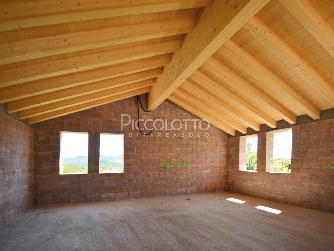 Castelcucco - Villa Bifamiliare di nuova costruzione finita chiavi in mano