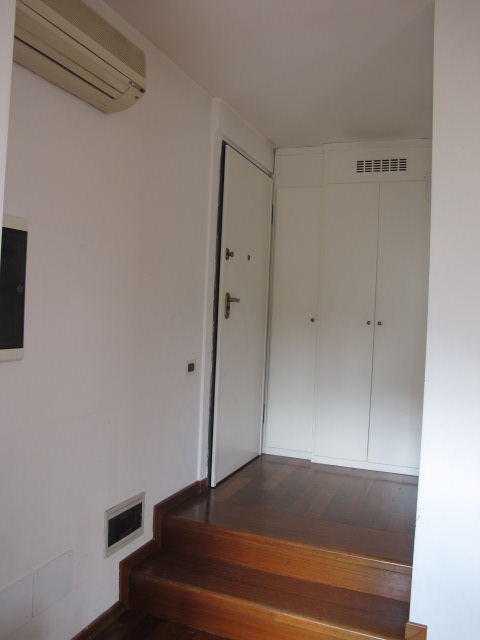 MURE SAN MICHELE: IN ELEGANTE CONTESTO DI RECENTE COSTRUZIONE, PROPONIAMO TRICAMERE PARZIALMENTE ...