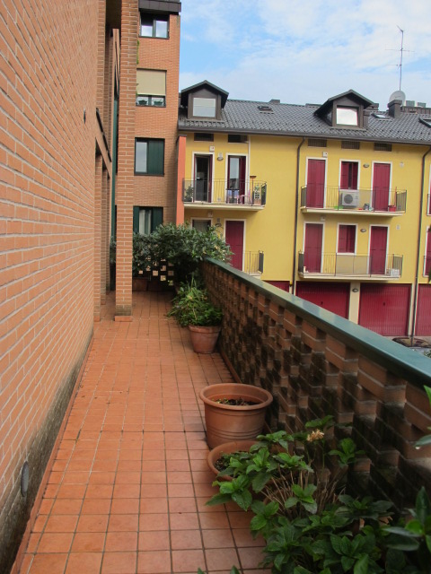 MURE SAN MICHELE: IN ELEGANTE CONTESTO DI RECENTE COSTRUZIONE, PROPONIAMO TRICAMERE PARZIALMENTE ...