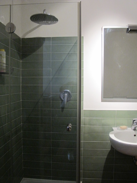 MURE SAN MICHELE: IN ELEGANTE CONTESTO DI RECENTE COSTRUZIONE, PROPONIAMO TRICAMERE PARZIALMENTE ...