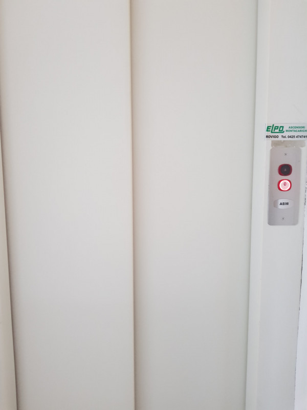 Si propone in VENDITA al primo piano di un fabbricato di recente costruzione servito anche da asc...