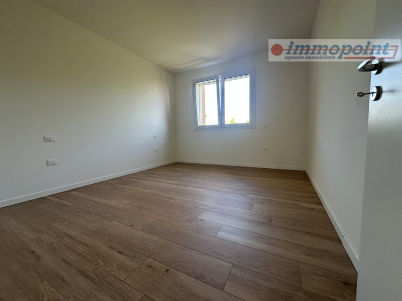 In contesto residenziale di recente costruzione sito in Comune di Cassola - località San Giuseppe...