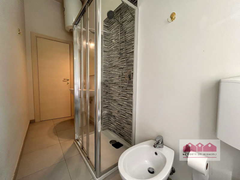 DISPONIBILE DA FINE GIUGNO - CENTRO STORICO: SPLENDIDO APPARTAMENTO CON 3 CAMERE DA LETTO SITUATO...
