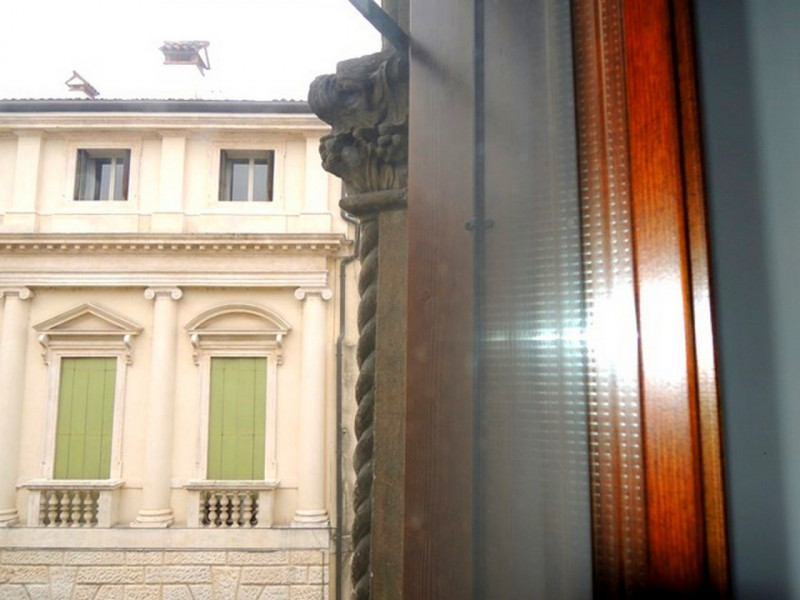 Vicenza Affitto Appartamento più di 5 locali