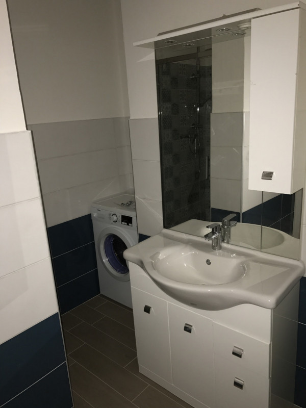 Affittasi in zona Istituti Universitari Ospedali grazioso monolocale completamente ristrutturato ...