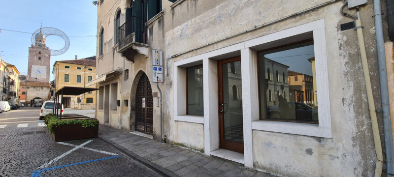 Castelfranco Veneto Affitto Negozio