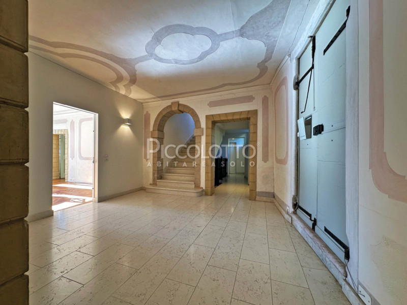 Rif. V4502 - Nel suggestivo centro di Asolo, a pochi passi dalla piazza centrale e dall'Hotel Vil...