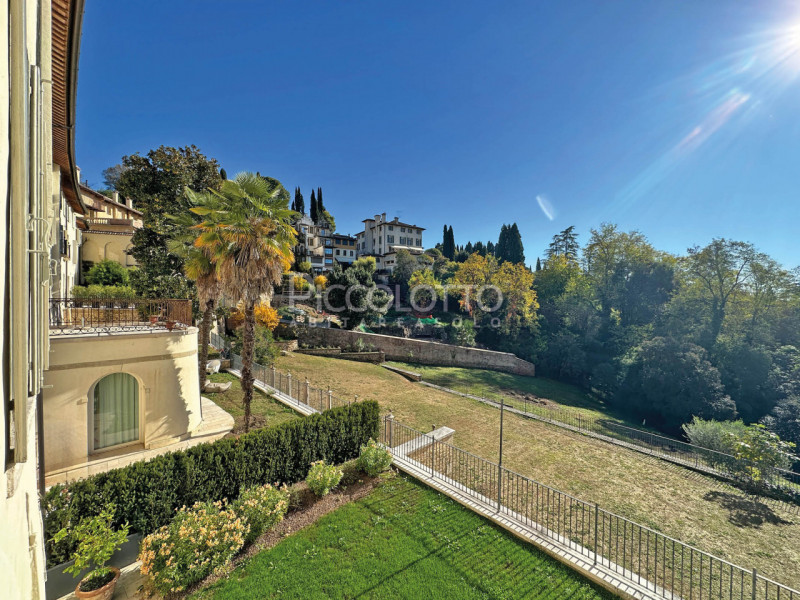Rif. V4502 - Nel suggestivo centro di Asolo, a pochi passi dalla piazza centrale e dall'Hotel Vil...