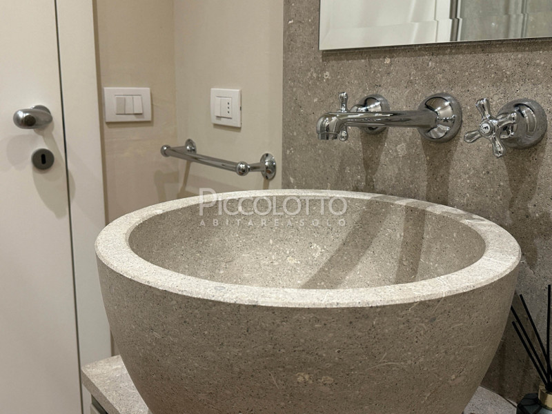 Rif. V4502 - Nel suggestivo centro di Asolo, a pochi passi dalla piazza centrale e dall'Hotel Vil...