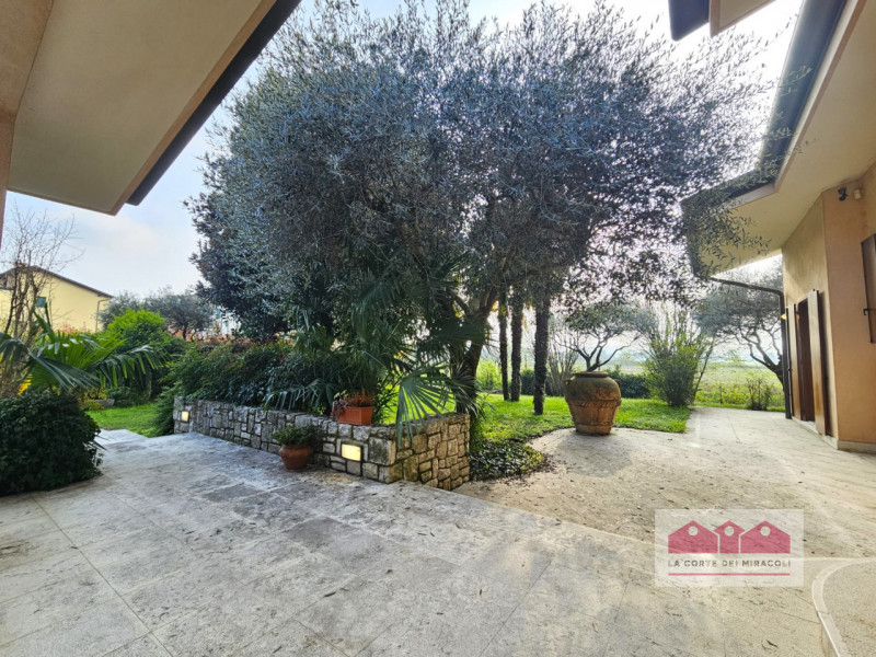 DISPONIBILE DA FINE GIUGNO - VICENZA: BELLISSIMA CASA INDIPENDENTE A SOLO 8 MINUTI DA VICENZA. EU...