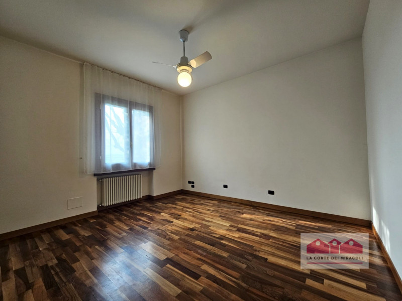 DISPONIBILE DA FINE GIUGNO - VICENZA: BELLISSIMA CASA INDIPENDENTE A SOLO 8 MINUTI DA VICENZA. EU...