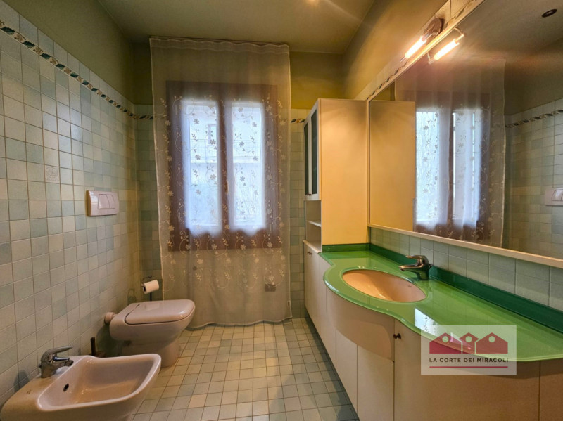 DISPONIBILE DA FINE GIUGNO - VICENZA: BELLISSIMA CASA INDIPENDENTE A SOLO 8 MINUTI DA VICENZA. EU...