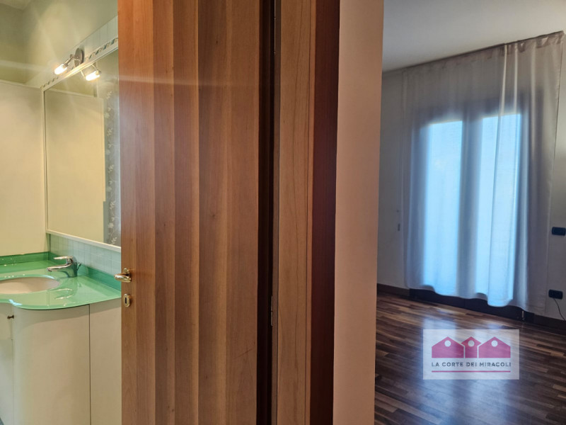 DISPONIBILE DA FINE GIUGNO - VICENZA: BELLISSIMA CASA INDIPENDENTE A SOLO 8 MINUTI DA VICENZA. EU...