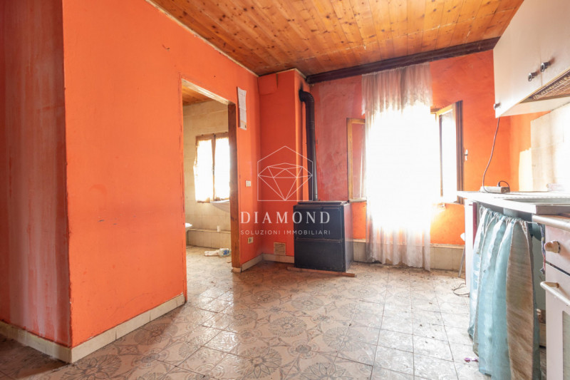 Villa d'Asolo: inserito in contesto tipico della vita contadina dell'epoca, con corte in comune c...