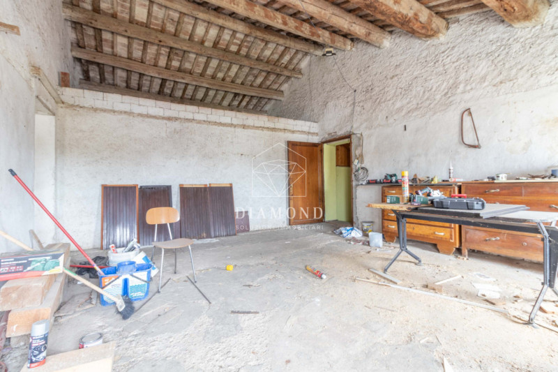 Villa d'Asolo: inserito in contesto tipico della vita contadina dell'epoca, con corte in comune c...