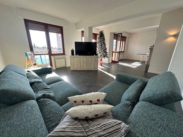 Perugia Vendita Appartamento più di 5 locali