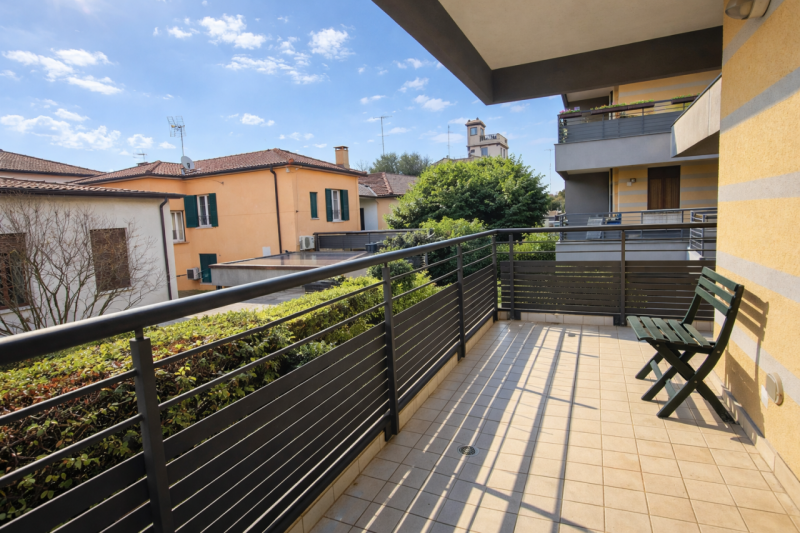 In uno dei contesti più apprezzati della zona, a pochi passi dall’area Hotel Milano, proponiamo i...