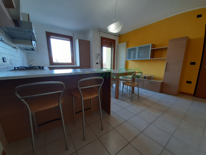 Dueville: in piccola palazzina posta in zona residenziale tranquilla, ottimo bicamere al piano pr...