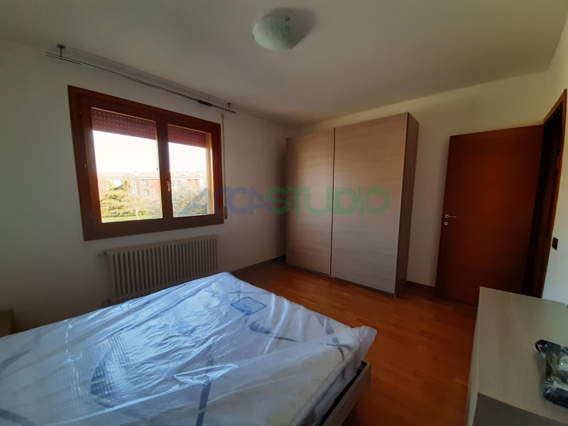 Dueville: in piccola palazzina posta in zona residenziale tranquilla, ottimo bicamere al piano pr...