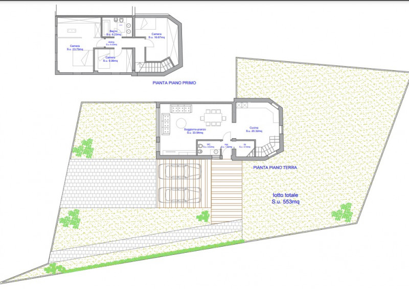 A due passi dall'Abbazia, immerso nel verde, troviamo una porzione di rustico da ristrutturare, d...