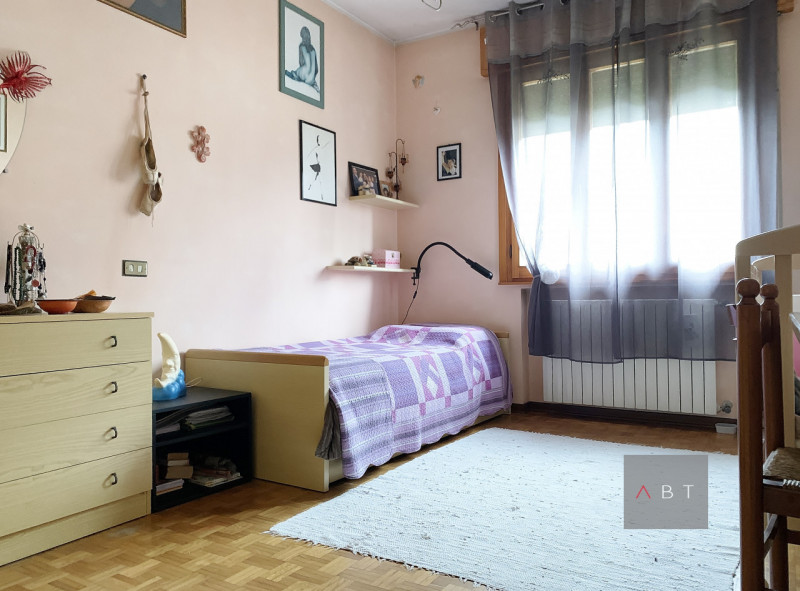 Situata nella frazione di Marsango, casa singola composta di: ingresso, soggiorno, cucina, tre ca...