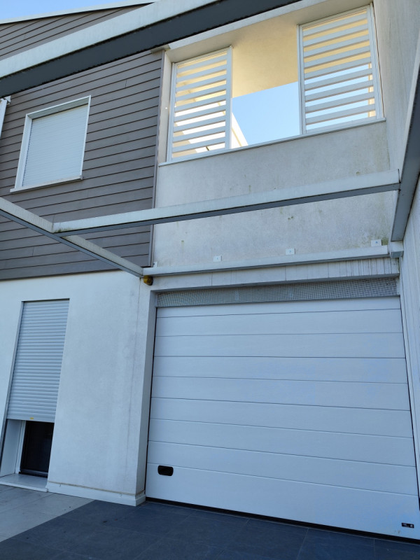 In una delle zone più ricercate di Vicenza, precisamente nel tranquillo quartiere residenziale di...