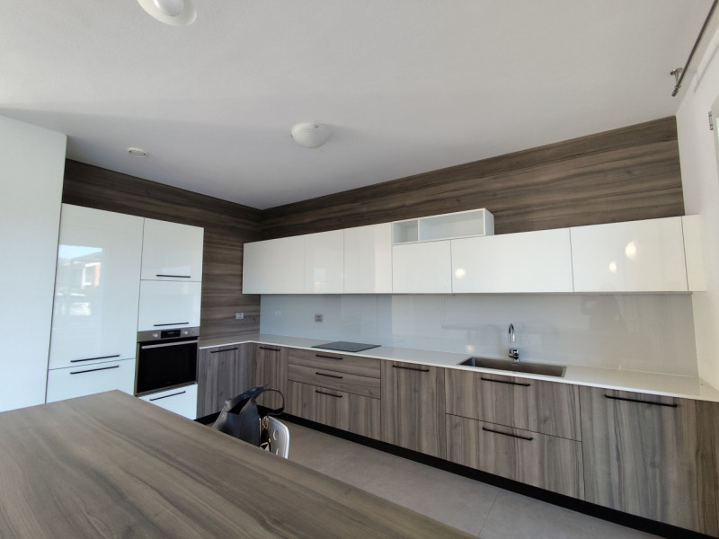 In una delle zone più ricercate di Vicenza, precisamente nel tranquillo quartiere residenziale di...