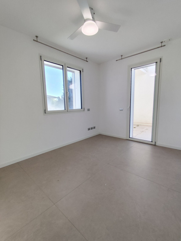 In una delle zone più ricercate di Vicenza, precisamente nel tranquillo quartiere residenziale di...