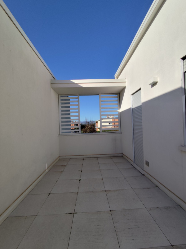 In una delle zone più ricercate di Vicenza, precisamente nel tranquillo quartiere residenziale di...