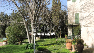 Villa Zum Verkauf in Capannoli, Pisa