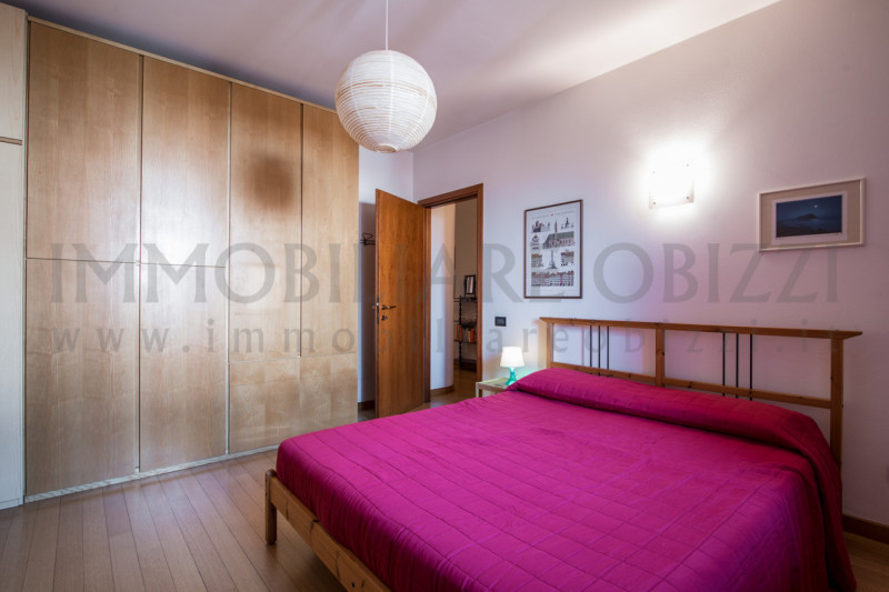 ALBIGNASEGO zona Ferri. Vendesi magnifica casa singola situata nella tranquilla e ricercata zona ...