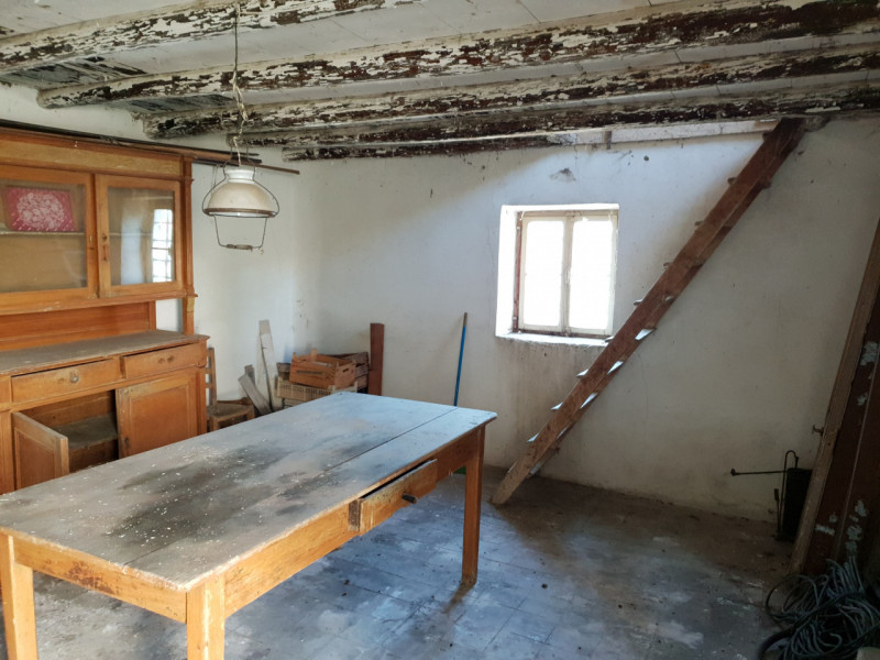 In Località San Germano Dei Berici, proponiamo in vendita nr.2 Porzioni di Ruderi Accostati in po...