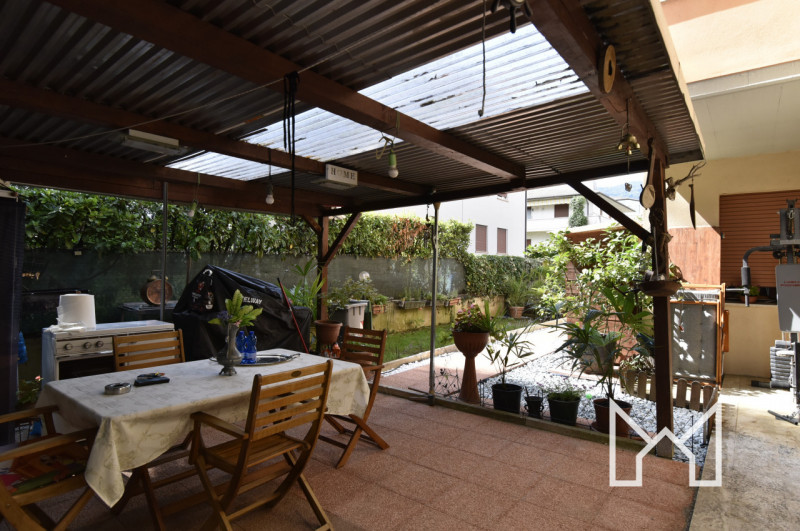 SAN GIACOMO- Inserito in una zona tranquilla comoda ai servizi, proponiamo appartamento tricamere...