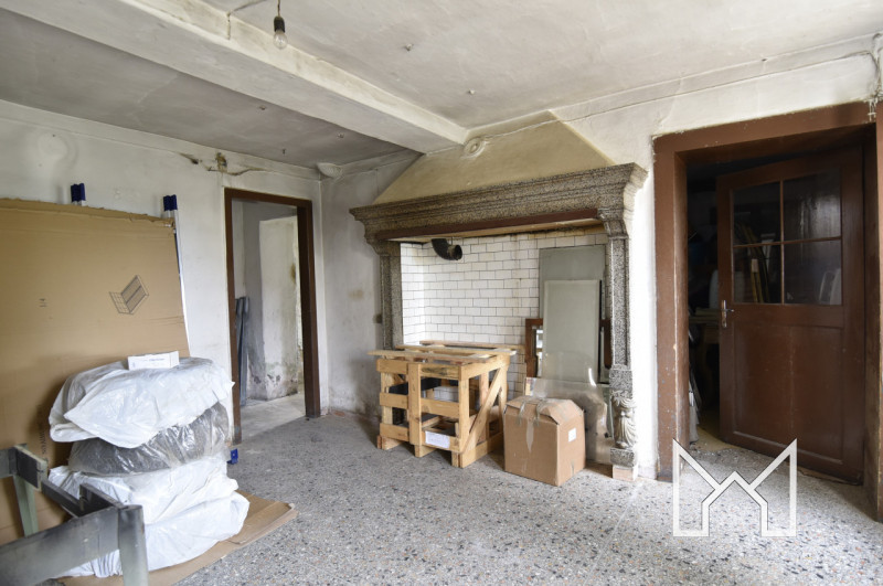 CRESPANO-  In zona tranquilla e comoda al centro paese, proponiamo rustico indipendente di fine '...