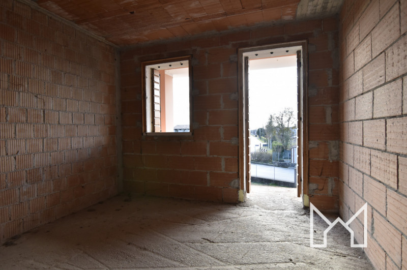 SAN ZENONE - In zona residenziale e tranquilla proponiamo elegante porzione di trifamiliare centr...