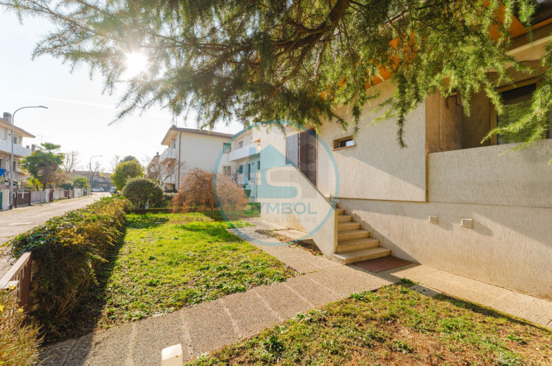 MOGLIANO VENETO - NS. ESCLUSIVA: 
Nel cuore del centro cittadino, ma immersa nella tranquillità e...