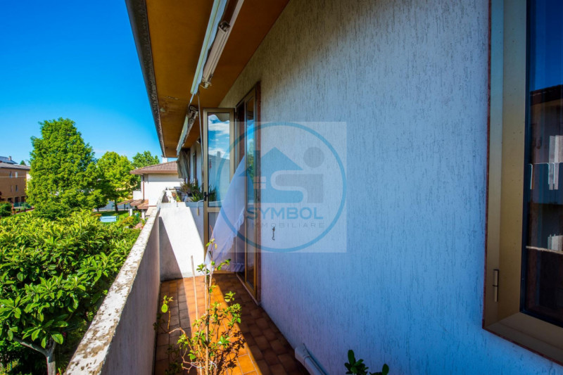 MOGLIANO VENETO - NS. ESCLUSIVA: 
Nel cuore del centro cittadino, ma immersa nella tranquillità e...