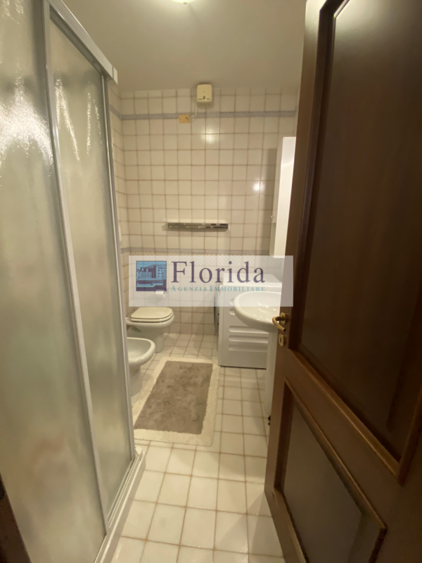 SANTA GIUSTINA IN COLLE  centro comodo a tutti i servizi - AFFITTIAMO meraviglioso Attico parzial...