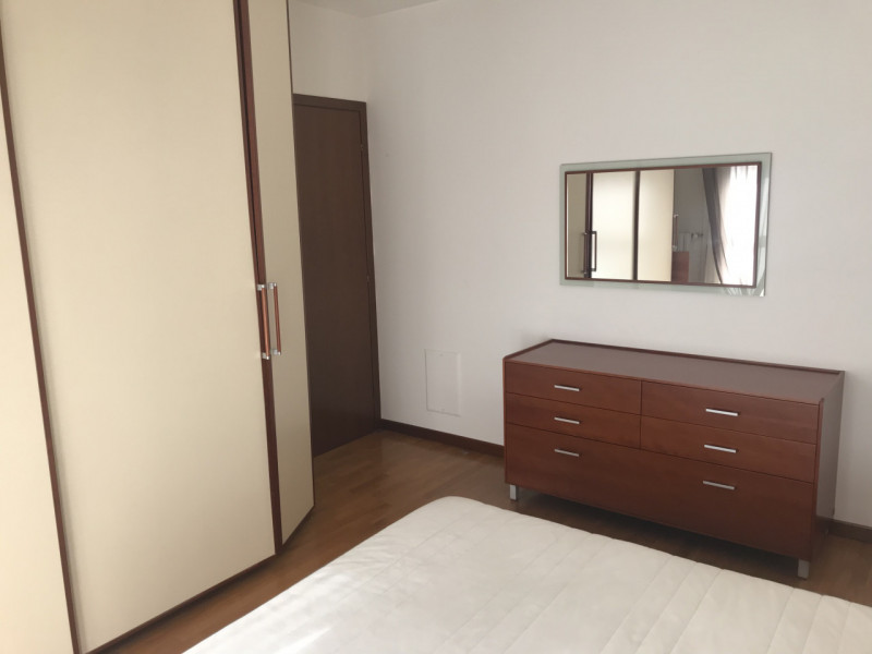 Proponiamo in affitto un grazioso appartamento completamente arredato con gusto e stile nel centr...