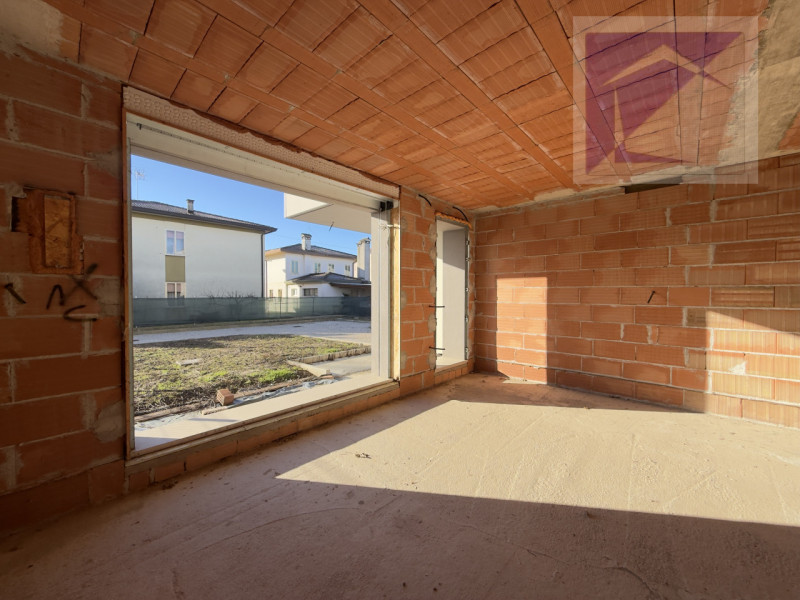 Massanzago, nel cuore del centro, disponibile l'ultima porzione di quadrifamiliare al grezzo avan...