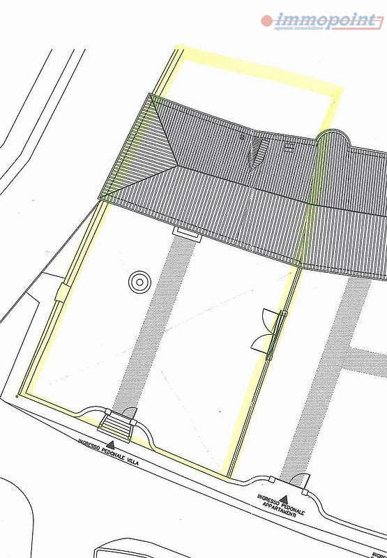 Nel cuore di Bassano del Grappa, proponiamo in locazione una splendida porzione di abitazione ins...