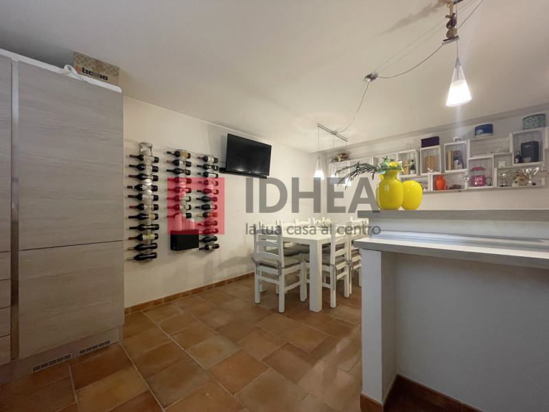 SILEA: LANZAGO

Nel cuore della tranquilla e ricercata zona residenziale di Lanzago proponiamo in...