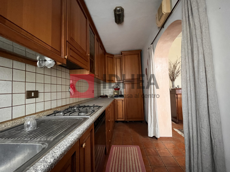 In posizione centralissima a Lanzago, nel comune di Silea, proponiamo in vendita una casa singola...