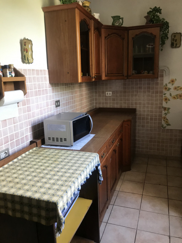 Vendesi, ad Arquà Petrarca, uno dei borghi più belli d'Italia, casale/rustico interamente ristrut...