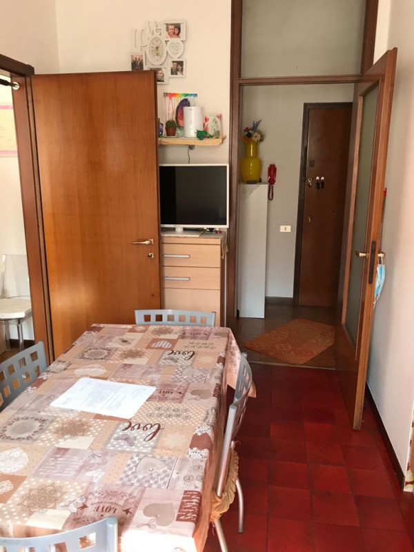 Padova zona Ospedali via Falloppio CONTATTARE SOLO VIA MAIL- MINIMO 12 MESI DI LOCAZIONE- LIBERO ...