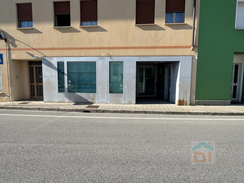 Palmanova Affitto Attivita commerciale attività varie