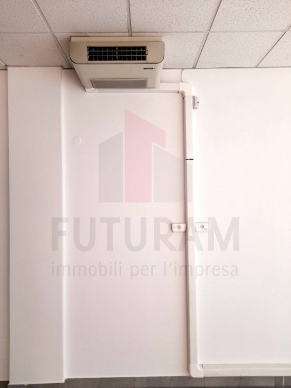 BRENDOLA - RIFERIMENTO 302MAT.FUTURAM-ST - Per info 340/3358378 - 0444/310220

NOSTRA ESCLUSIVA

...