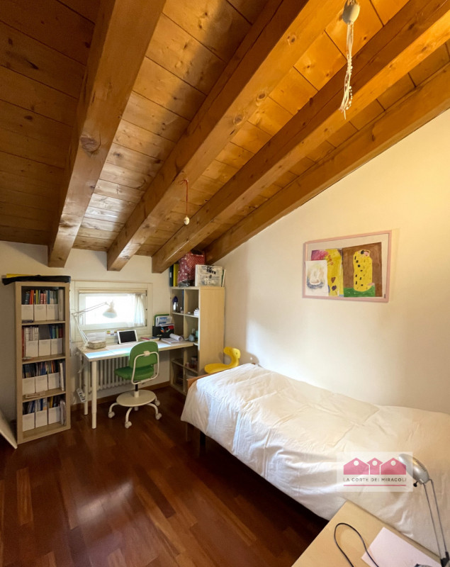 CENTRO STORICO: IN UNA DELLE ZONE PIÙ ESCLUSIVE DI VICENZA E IN CONTESTO SIGNORILE ED SILENZIOSO,...